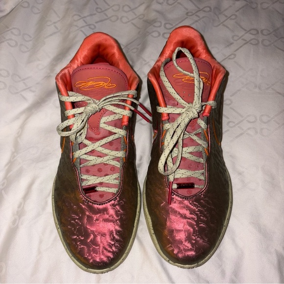 Nike Lebron XXI Men's Basketball Shoes (FN0708-800) - Picture 2 of 8